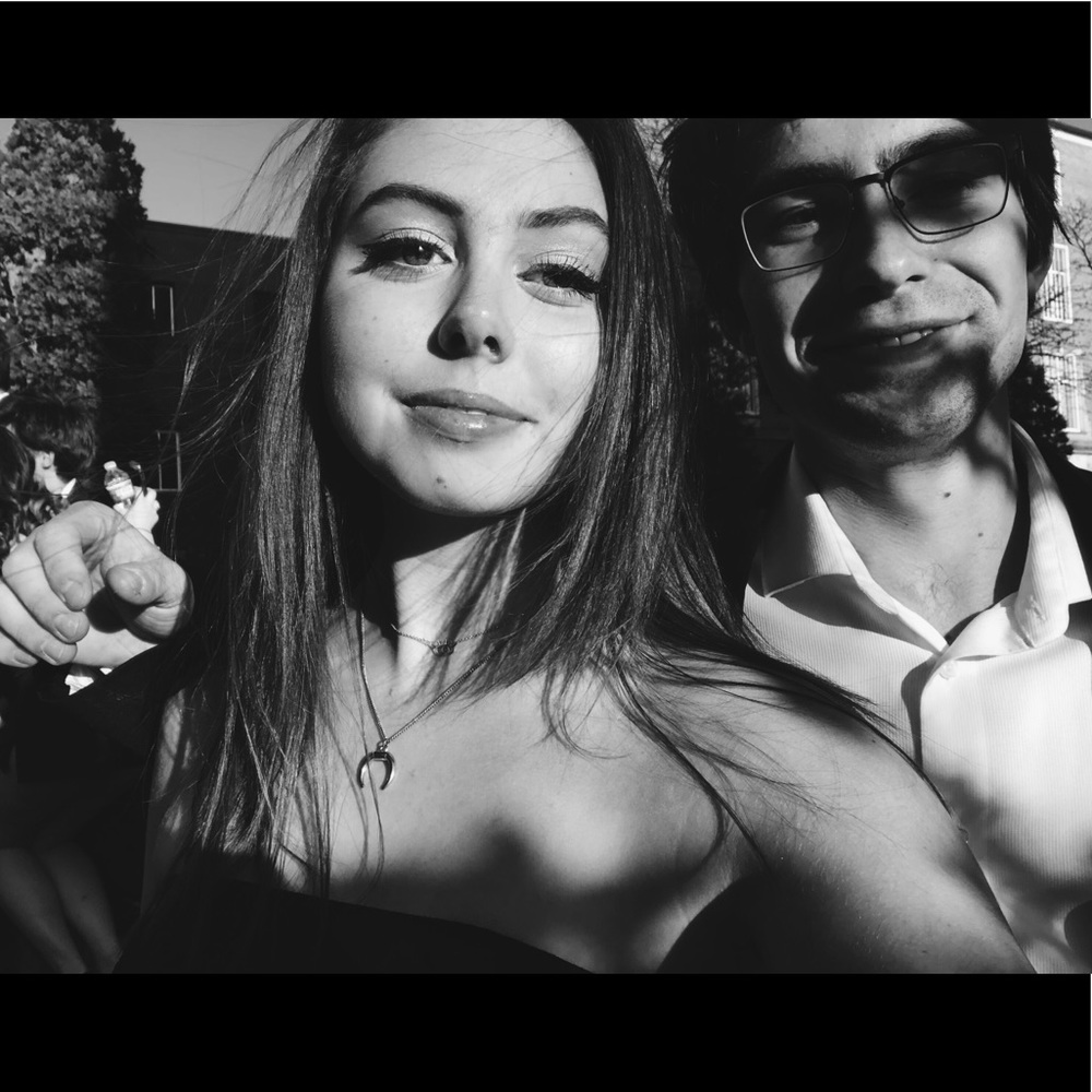 Meet your Posher, Claire